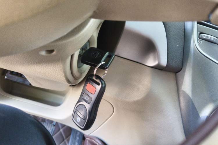 Used Nissan Sylphy 2016 Classic 1.6XE Manual Comfort Edition Vehicle Key