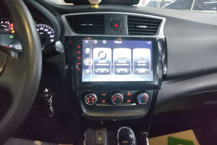 Used Nissan Sylphy 2018 1.6XV CVT Deluxe Edition Audio And AC Panel