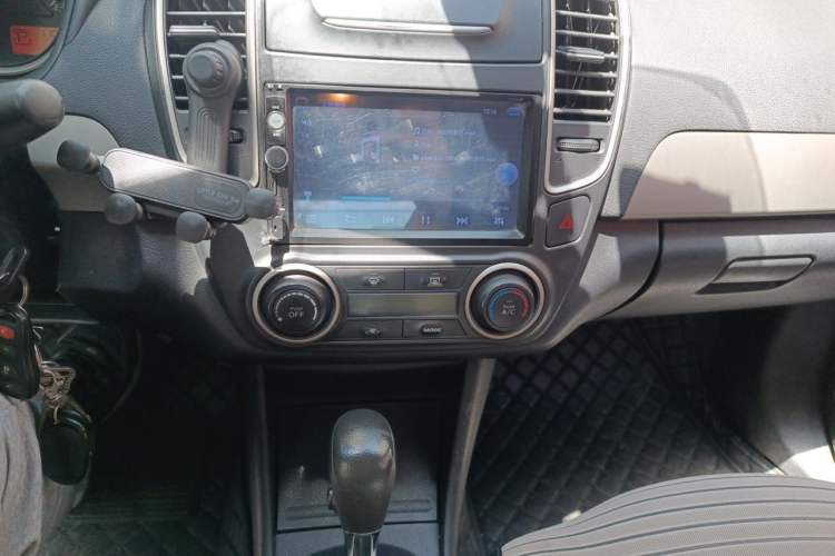 Used Nissan Sylphy 2018 Classic 1.6XE+ CVT Leading Edition Audio And AC Panel