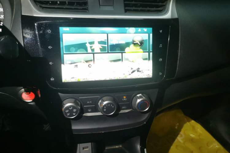 Used Nissan Sylphy 2018 1.6XV CVT Deluxe Edition Audio And AC Panel