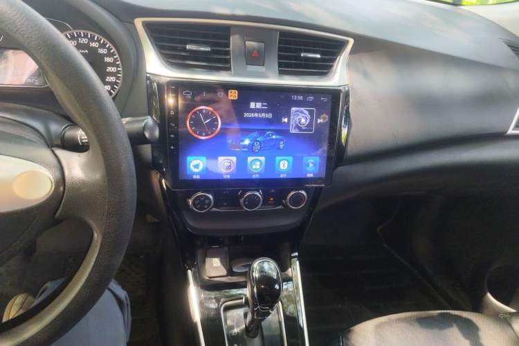 Used Nissan Sylphy 2018 1.6XV CVT Deluxe Edition Audio And AC Panel