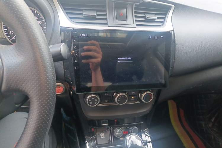 Used Nissan Sylphy 2018 1.6XV CVT Deluxe Edition Audio And AC Panel