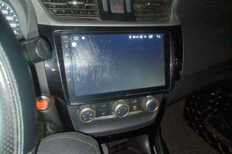 Used Nissan Sylphy 2018 1.6XV CVT Deluxe Edition Audio And AC Panel