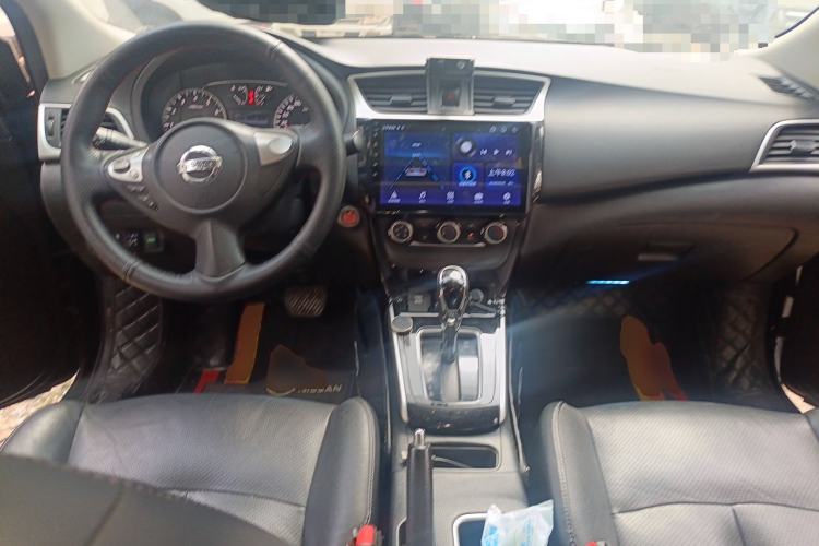 Used Nissan Sylphy 2018 1.6XV CVT Deluxe Edition Center Console
