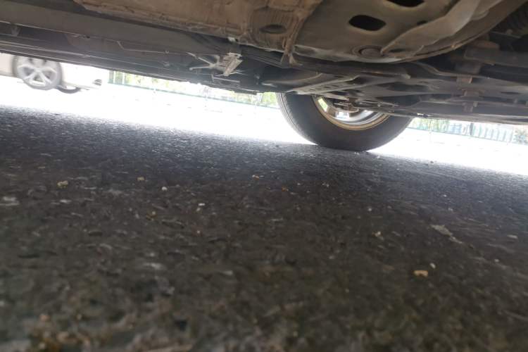 Used Nissan Sylphy 2018 Classic 1.6XE Manual Comfort Edition Chassis Front Right