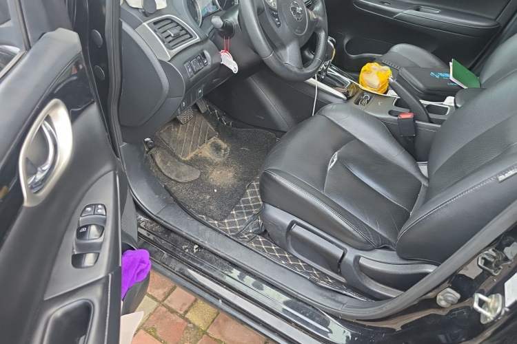 Used Nissan Sylphy 2018 1.6XV CVT Deluxe Edition Driver Seat