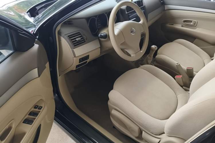 Used Nissan Sylphy 2018 Classic 1.6XE Manual Comfort Edition Driver Seat
