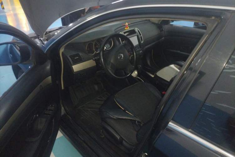 Used Nissan Sylphy 2018 Classic 1.6XE+ CVT Leading Edition Driver Seat