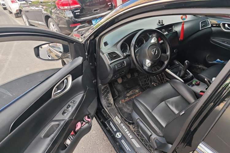 Used Nissan Sylphy 2018 1.6XL Manual Luxury Edition Driver Seat