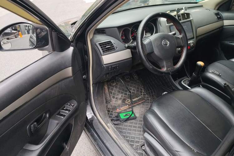 Used Nissan Sylphy 2018 Classic 1.6XE+ Manual Leading Edition Driver Seat