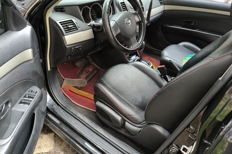 Used Nissan Sylphy 2018 Classic 1.6XE+ CVT Leading Edition Driver Seat