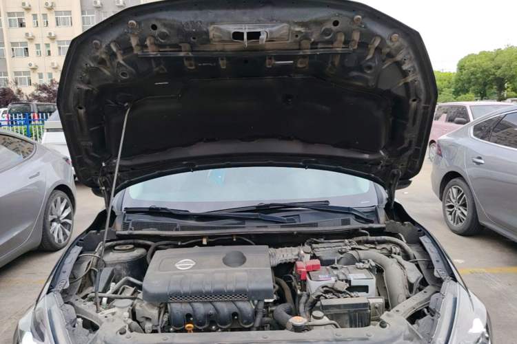 Used Nissan Sylphy 2018 1.6XV CVT Deluxe Edition Engine Bay