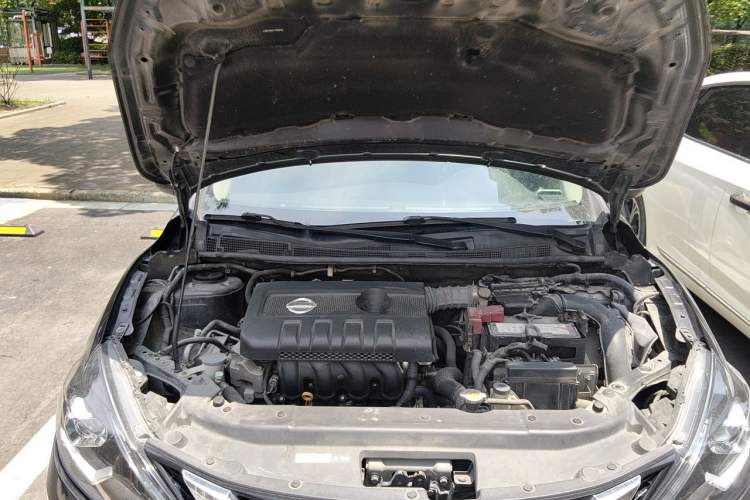 Used Nissan Sylphy 2018 1.6XV CVT Deluxe Edition Engine Bay