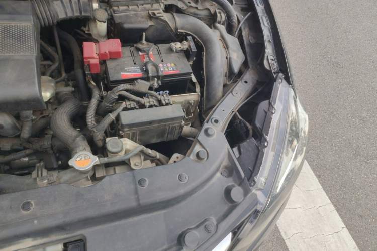 Used Nissan Sylphy 2018 1.6XV CVT Deluxe Edition Engine Bay Left