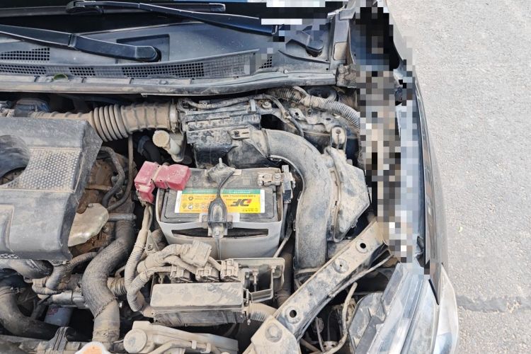 Used Nissan Sylphy 2018 1.6XL Manual Luxury Edition Engine Bay Left