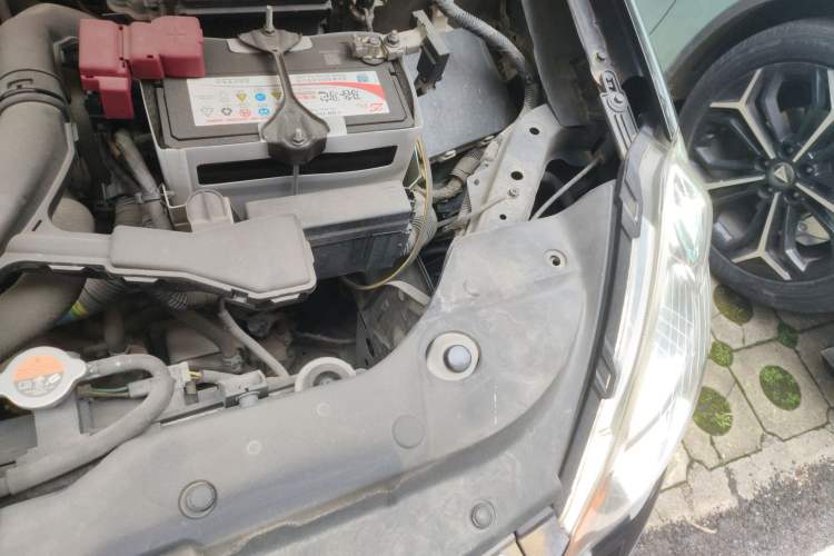 Used Nissan Sylphy 2018 Classic 1.6XE+ CVT Leading Edition Engine Bay Left