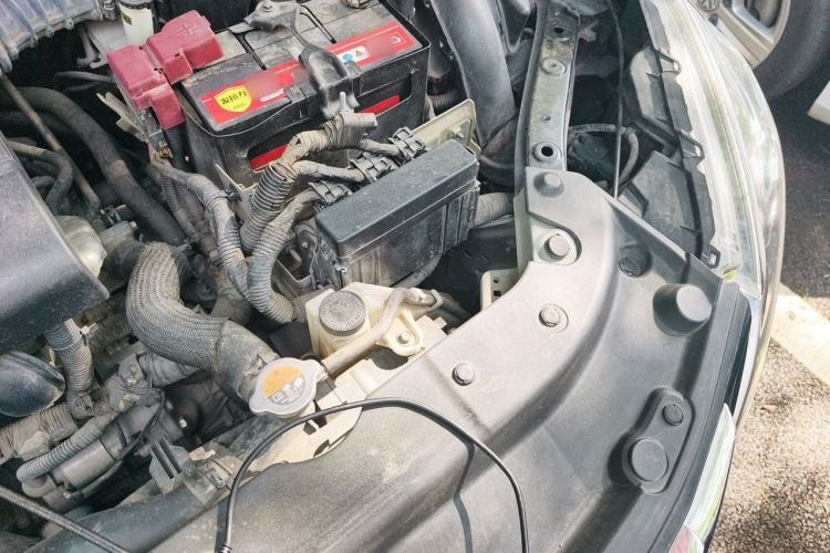 Used Nissan Sylphy 2018 1.6XV CVT Deluxe Edition Engine Bay Left