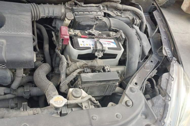 Used Nissan Sylphy 2018 1.6XV CVT Deluxe Edition Engine Bay Left
