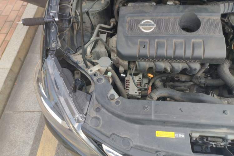 Used Nissan Sylphy 2018 1.6XV CVT Deluxe Edition Engine Bay Right