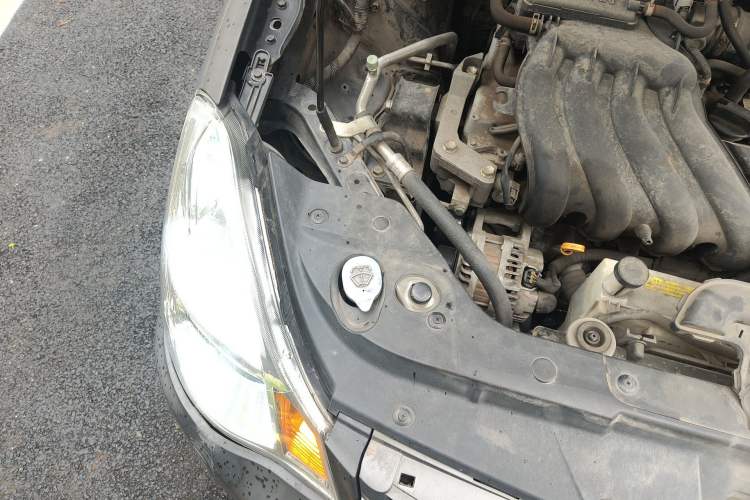 Used Nissan Sylphy 2018 Classic 1.6XE CVT Comfort Edition Engine Bay Right