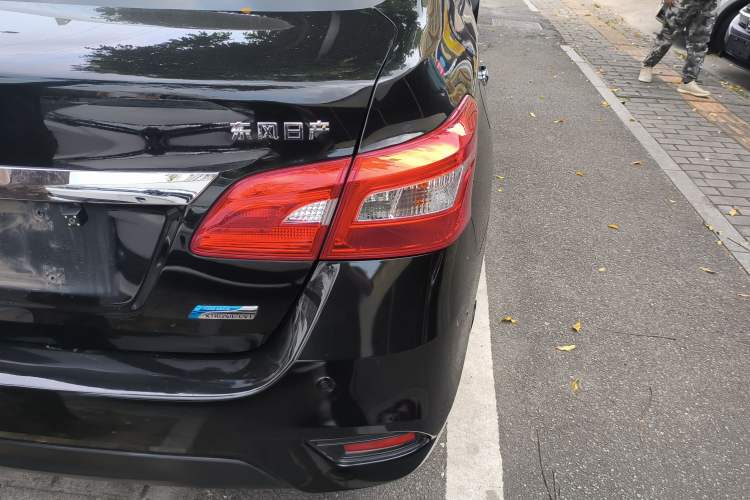 Used Nissan Sylphy 2018 1.8XV CVT Prestige Edition Exterior 3