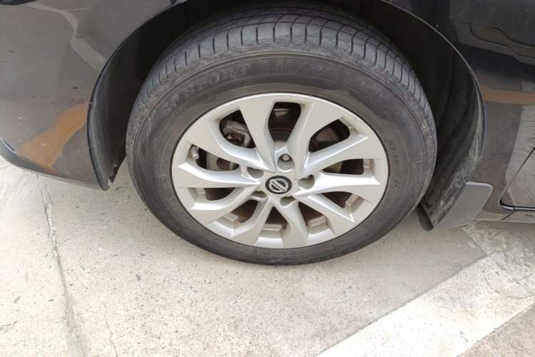 Used Nissan Sylphy 2018 1.6XV CVT Deluxe Edition Exterior 4