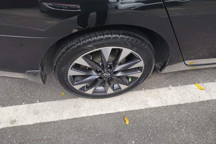 Used Nissan Sylphy 2018 1.8XV CVT Prestige Edition Exterior 5