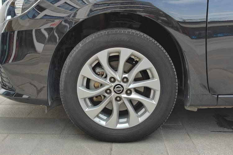 Used Nissan Sylphy 2018 1.6XV CVT Deluxe Edition Exterior 7