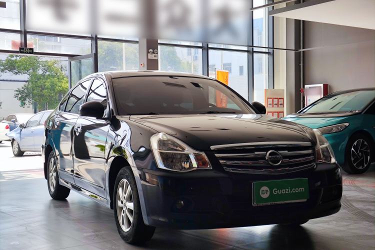 Used Nissan Sylphy 2018 Classic 1.6XE Manual Comfort Edition Front Right 45 Deg