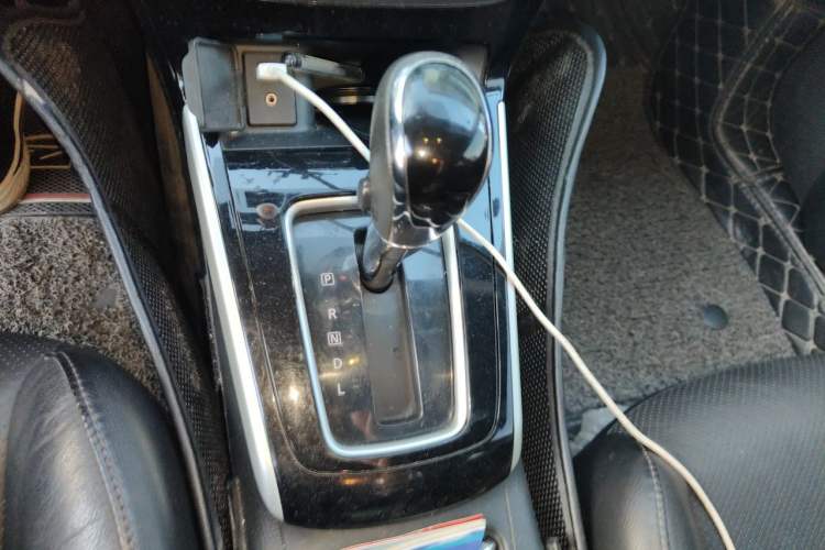Used Nissan Sylphy 2018 1.6XV CVT Deluxe Edition Gear Lever
