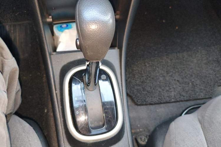 Used Nissan Sylphy 2018 Classic 1.6XE+ CVT Leading Edition Gear Lever