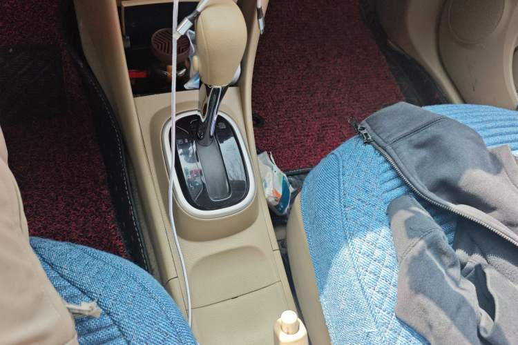 Used Nissan Sylphy 2018 Classic 1.6XE+ CVT Leading Edition Gear Lever