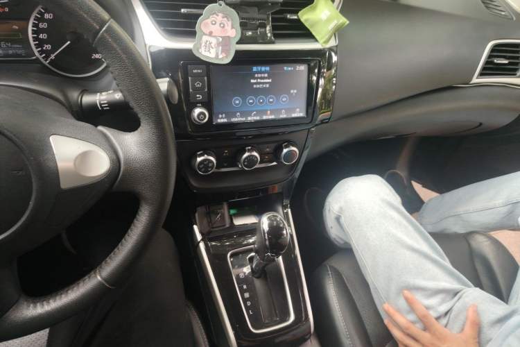 Used Nissan Sylphy 2018 1.6XV CVT Deluxe Edition Gear Lever