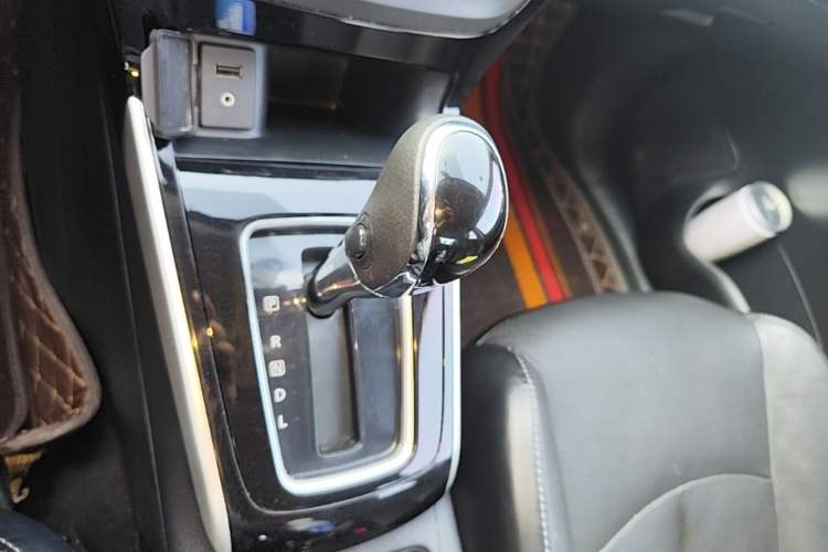 Used Nissan Sylphy 2018 1.6XV CVT Deluxe Edition Gear Lever