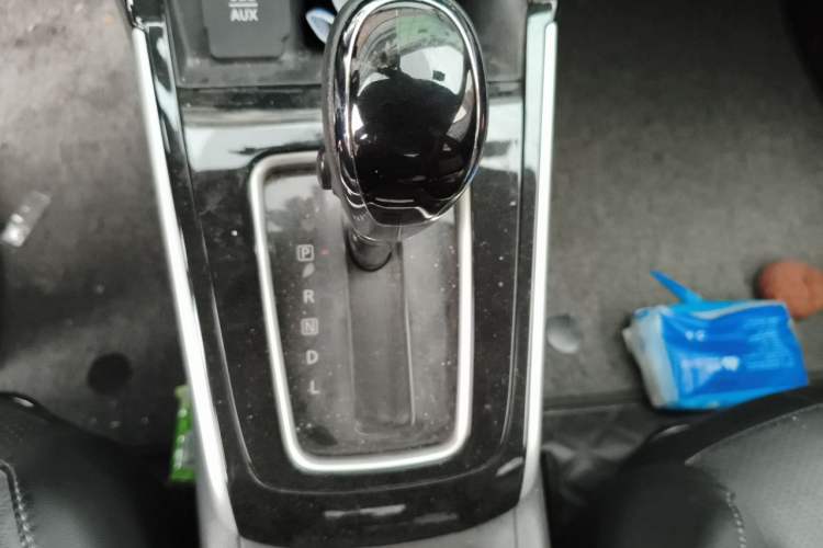 Used Nissan Sylphy 2018 1.6XV CVT Deluxe Edition Gear Lever