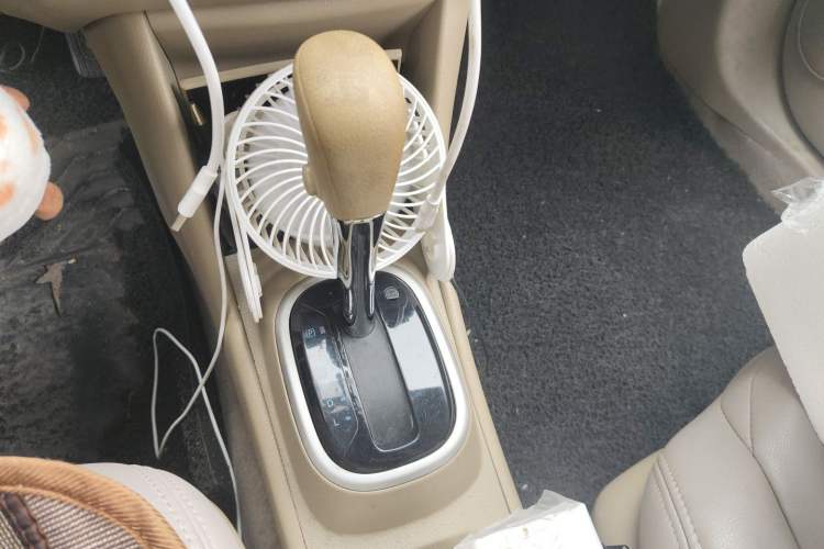 Used Nissan Sylphy 2018 Classic 1.6XE+ CVT Luxury Edition Gear Lever