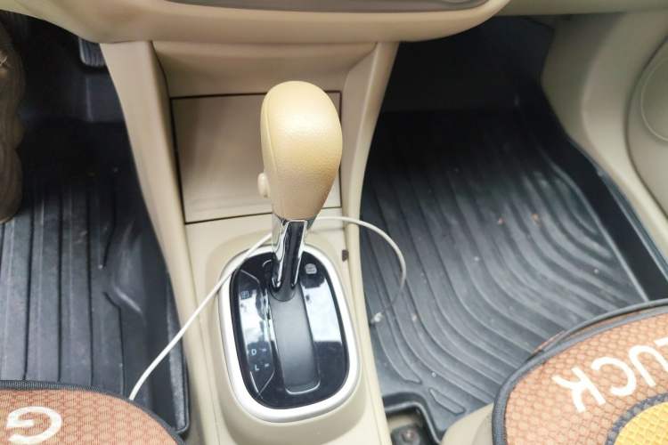 Used Nissan Sylphy 2018 Classic 1.6XE+ CVT Leading Edition Gear Lever