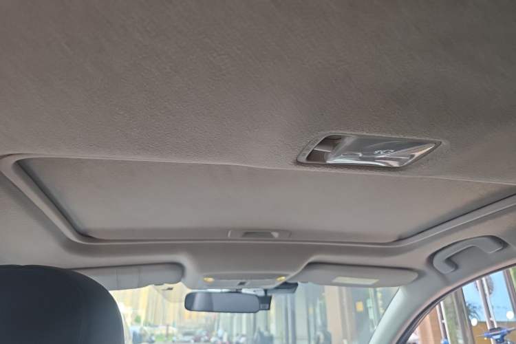 Used Nissan Sylphy 2018 1.6XV CVT Deluxe Edition Headliner