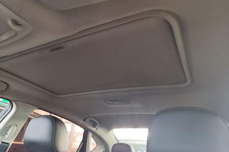 Used Nissan Sylphy 2018 1.6XV CVT Deluxe Edition Headliner