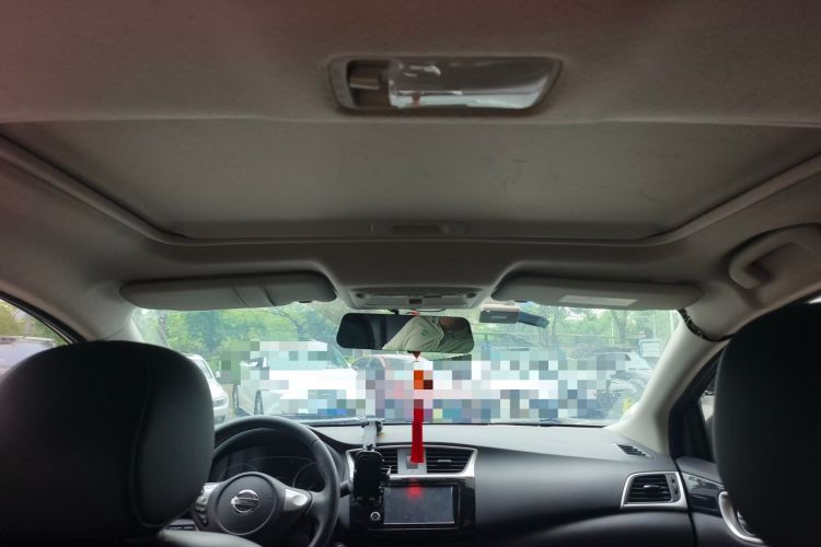 Used Nissan Sylphy 2018 1.6XV CVT Deluxe Edition Headliner