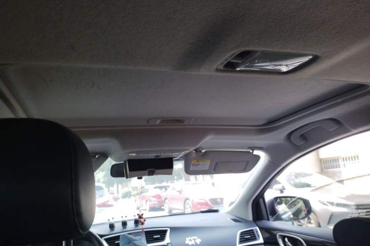 Used Nissan Sylphy 2018 1.6XV CVT Deluxe Edition Headliner