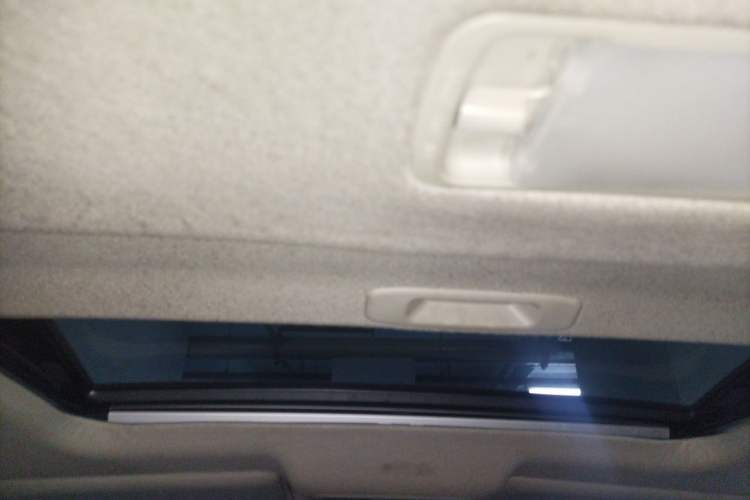 Used Nissan Sylphy 2018 Classic 1.6XE+ CVT Leading Edition Headliner