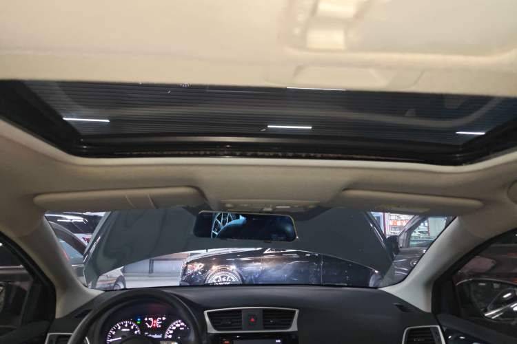 Used Nissan Sylphy 2018 1.6XV CVT Deluxe Edition Headliner