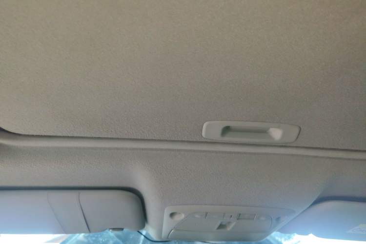 Used Nissan Sylphy 2018 1.6XV CVT Deluxe Edition Headliner