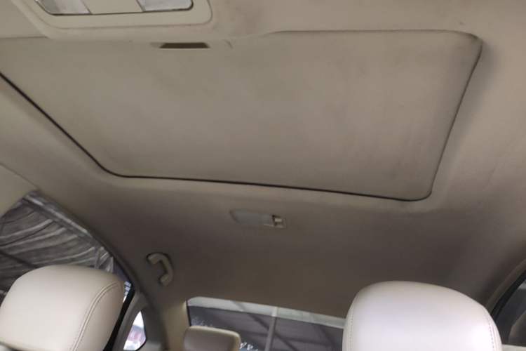 Used Nissan Sylphy 2018 Classic 1.6XE+ CVT Luxury Edition Headliner