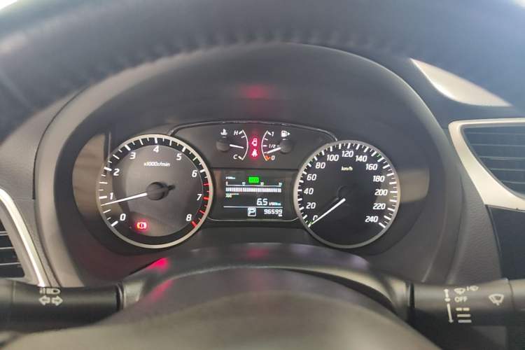 Used Nissan Sylphy 2018 1.6XV CVT Deluxe Edition Instrument Cluster