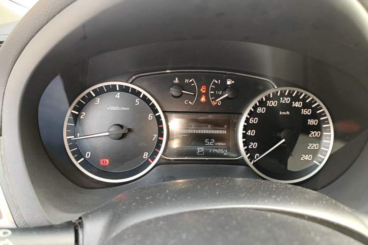 Used Nissan Sylphy 2018 1.6XV CVT Deluxe Edition Instrument Cluster