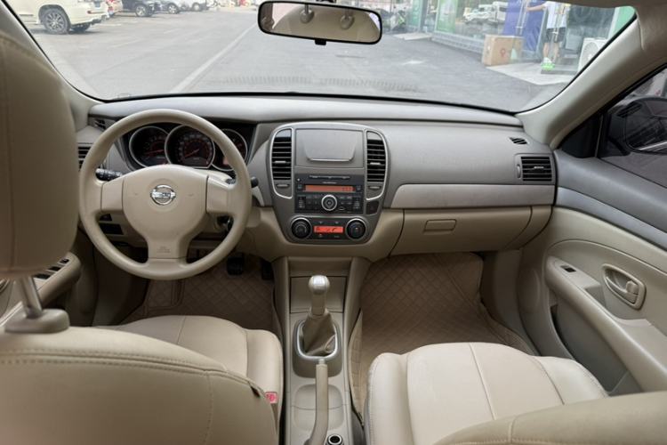 Used Nissan Sylphy 2018 Classic 1.6XE+ Manual Leading Edition Interior 1