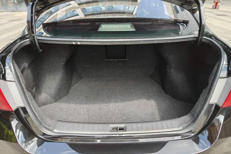 Used Nissan Sylphy 2018 1.6XV CVT Deluxe Edition Interior 12