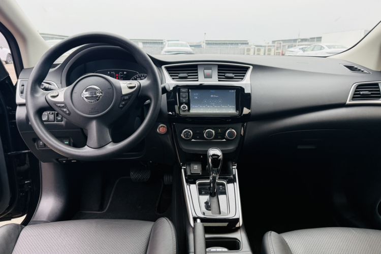 Used Nissan Sylphy 2018 1.6XV CVT Deluxe Edition Interior 6